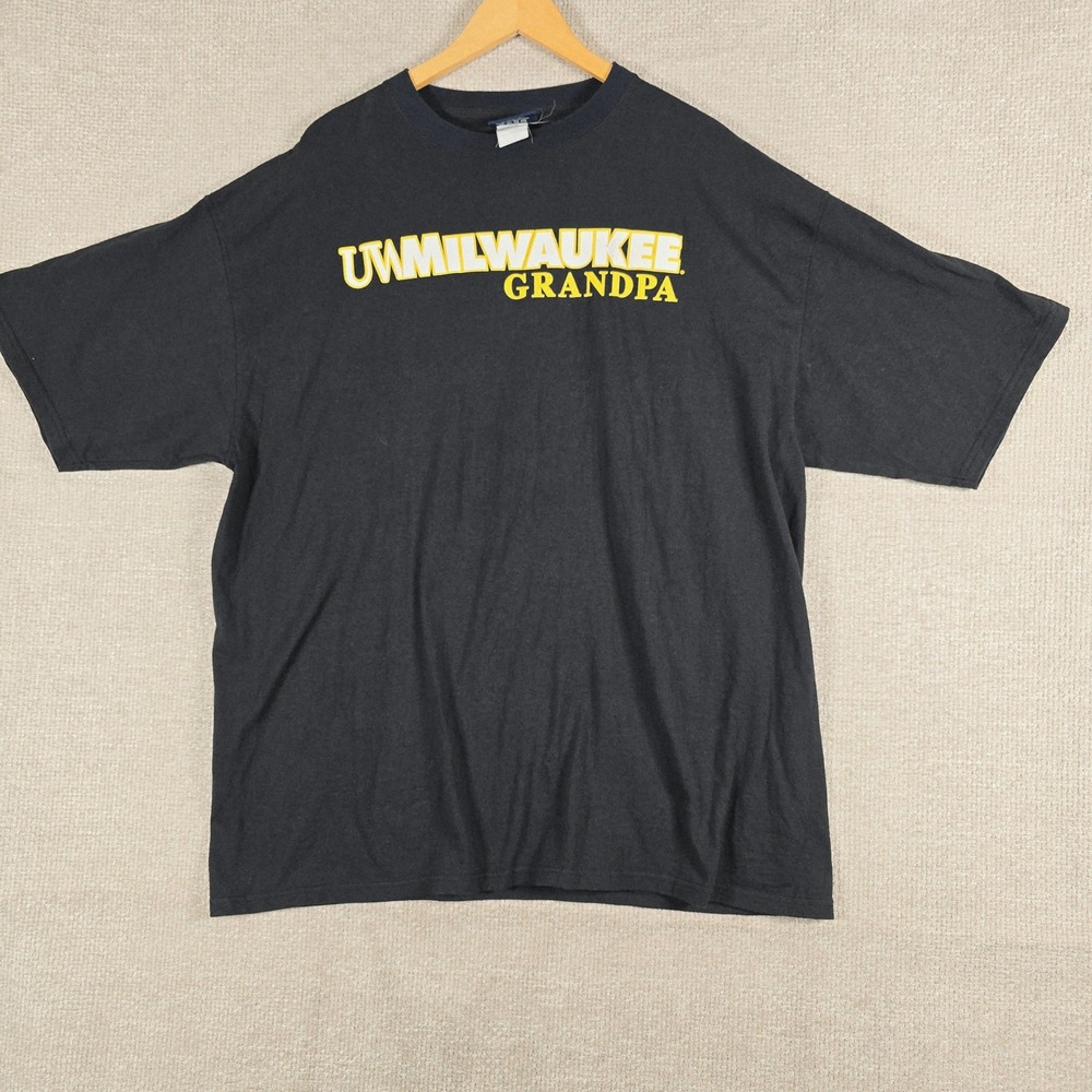 Jansport Mens UW Milwaukee Grandpa T-Shirt XXL Black Graphic Tee Short Sleeve